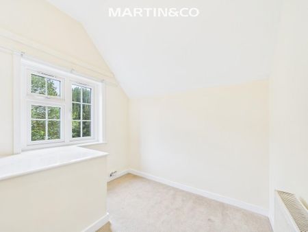 3 bedroom semi-detached house to rent - Photo 2