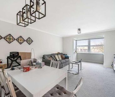 Rookwood Court, Guildford, GU2 - Photo 3