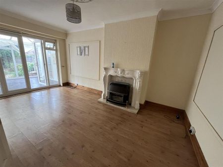 3 bedroom house to rent - Photo 3