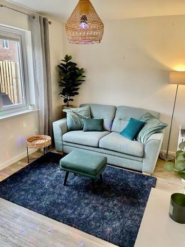 5 bedroom detached house to rent - Photo 4