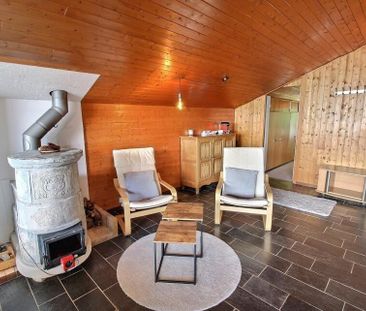 Appartement à louer à la semaine sur la place du village - Photo 1