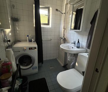 Harpsundsvägen, Bandhagen - Photo 1