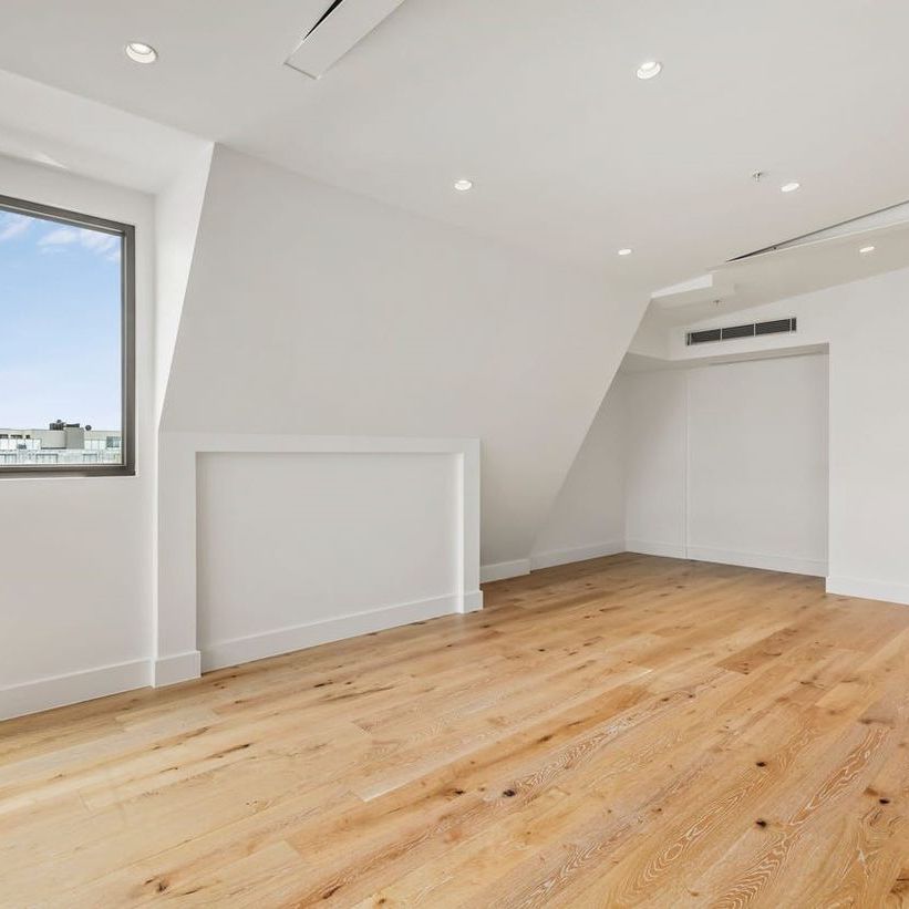 Fitzroy North Beauty - Photo 1