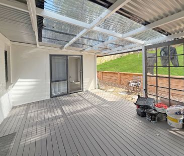 BEAUTIFULLY RENOVATED 4 BEDROOM HOME - Photo 5