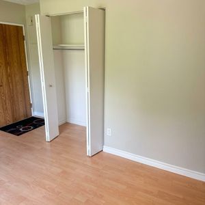 Immeuble - 4949 Magloire, Sherbrooke 3 1/2 Secteur Rock Forest - Photo 3