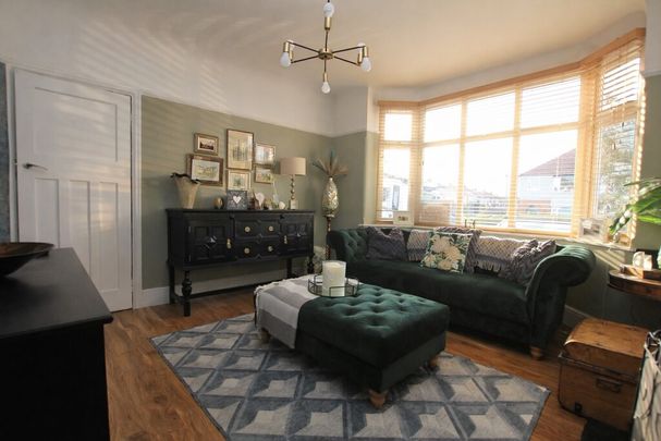 3 Bedroom Semi-Detached House, Chester - Photo 1