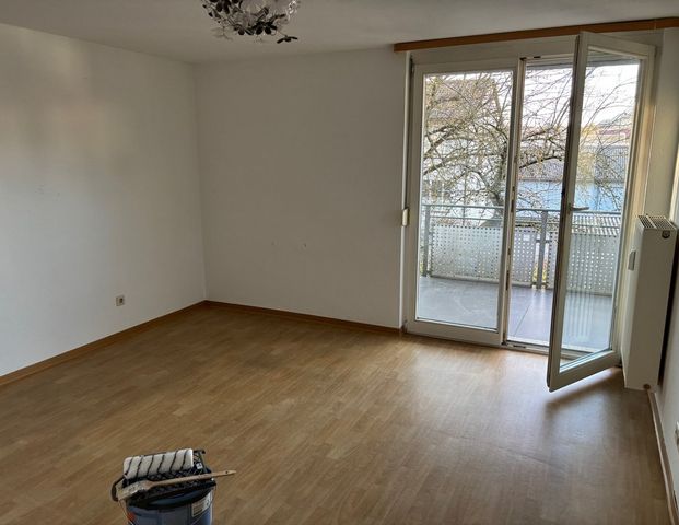 Helle 2 Zimmerwohnung mit Balkon und Tageslichtbad in Albstadt - Photo 1