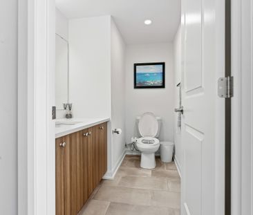 For Lease - 325 Foliage Private, Parkway Park - Queensway Terrace S... - Photo 6