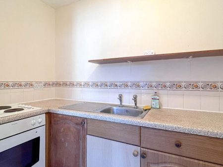 Studio to rent - Photo 3