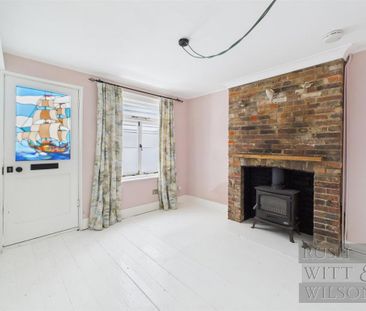 2 bedroom terraced house to rent - Photo 1