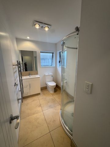 Renovated in the heart of Henderson - Photo 4