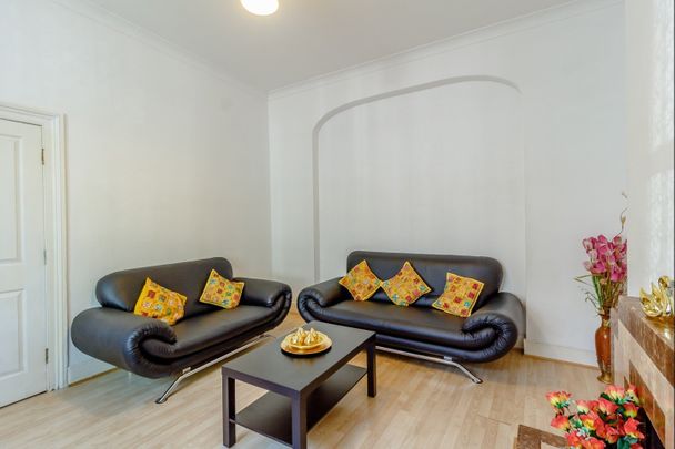 4 Bed Terraced House, Landseer Road, N19 - Photo 1