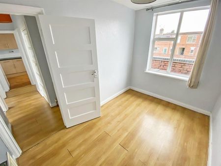 Quinton Parade, Coventry, CV3 5HW - Photo 3