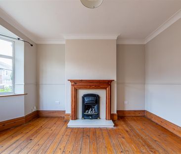 2 bed flat to rent in Ferndene Grove, High Heaton, NE7 - Photo 3