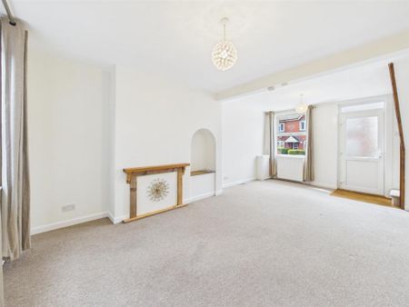 2 bedroom end of terrace house to rent - Photo 4