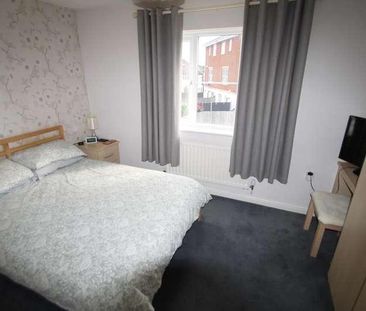 The Thatchers, Halesowen, West Midlands, B62 - Photo 5