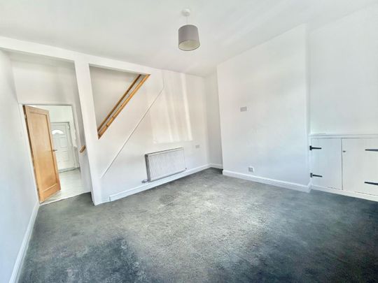 Cleveland Street, Colne - Photo 1