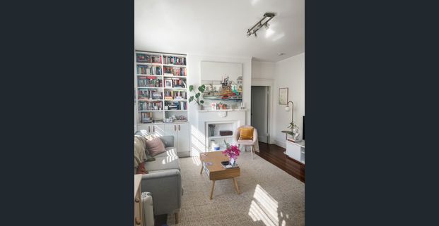 Smart contemporary redesign ensures idyllic harbourside village lifestyle - Photo 1