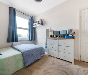 Room in a Shared House, Franciscan Road, SW17 - Photo 2