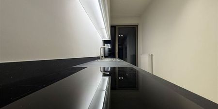 Appartement te huur in Brussel voor € 1.250 met 2 slaapkamers - Photo 3