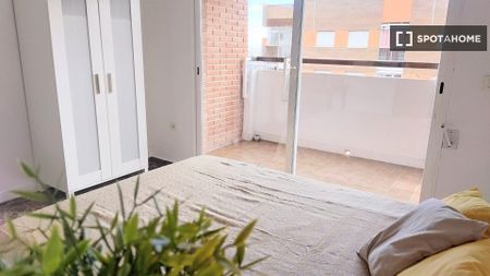 valencia, Valencian Community 46989 - Photo 2