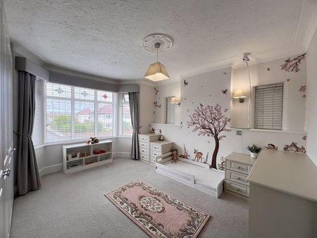3 bedroom property to rent - Photo 3
