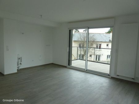 Appartement T3 à louer - 66 m² - Photo 3