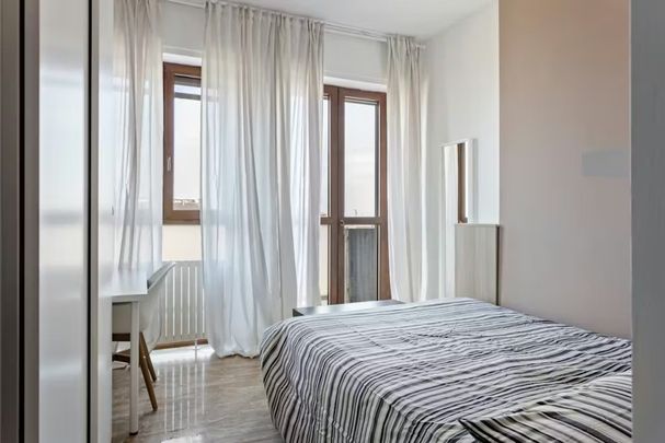 Via Ronchi, Milan, Lombardy 20134 - Foto 1