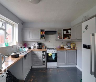 3 bedroom terraced house to rent - Photo 5