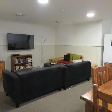 SHARED RESIDENTIAL DWELLING IN A GREAT LOCATION IN MAUNGARAKI - Photo 1