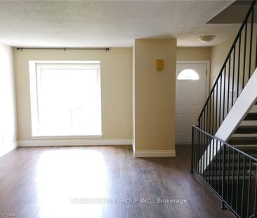 For Lease - 70 FIDDLERS GREEN Road Unit# 86, London North, Ontario - Photo 6