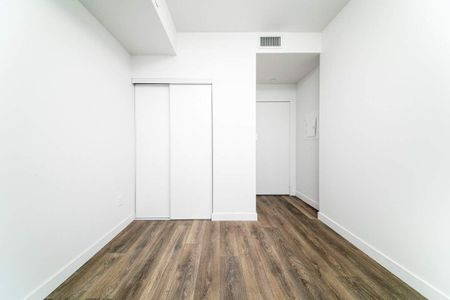 For Lease - 8 Eglinton Avenue Unit# 4502, Toronto, Ontario - Photo 4