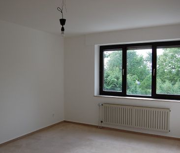 Großzügiges, gepflegtes Reihenhaus in schöner Lage - Photo 2