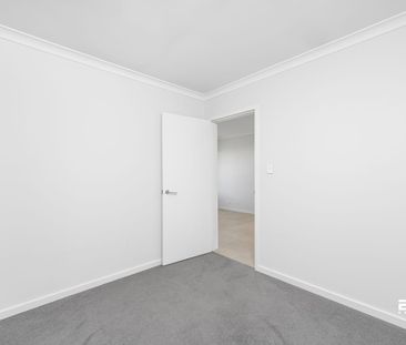 Spacious 4 Bedroom Family Home in Convenient Wellard Location - Photo 5