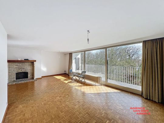 Ruim woonappartement met 3 slaapkamers en parkeerplaats - Foto 1