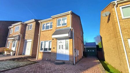 3 bedroom detached house to rent - Photo 3