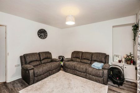 Dinas Street, Plasmarl, SWANSEA - Photo 2