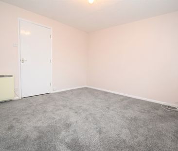 Pearce Manor, Chelmsford, CM2 9XH - Photo 2