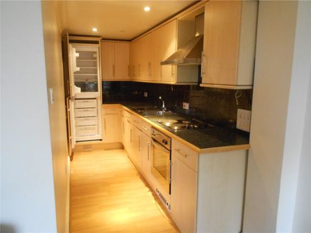 3 bedroom apartment to rent - Photo 4