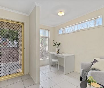 5 Cabernet Cl, Old Reynella SA 5161 - House For Rent | Domain - Photo 6