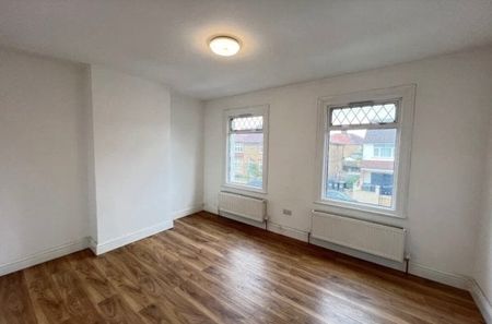 Felixstowe Road, Edmonton, London N9 0DT, Property for rent - Photo 5