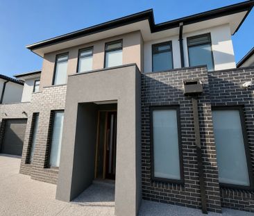 Brand New Luxury Townhouses in Prime Dandenong Location - Photo 4