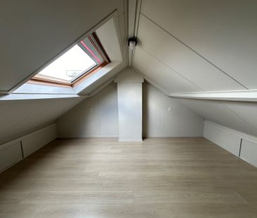 Verhuurd: Mooi ingerichte woning, met 3 slaapkamers. - Photo 2