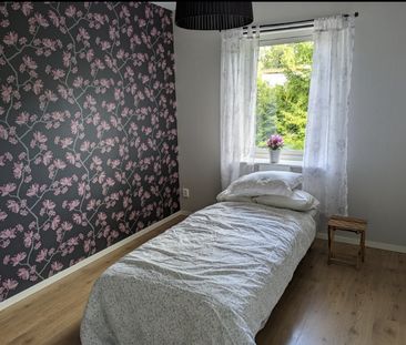 Kungsängen - 4rok - tillsv - 17.250kr/mån - Photo 2