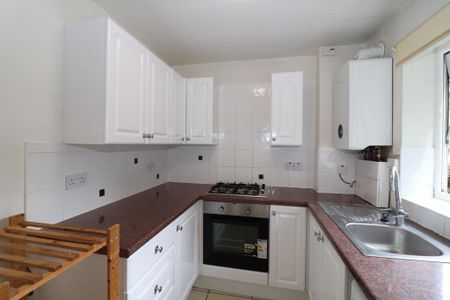 2 bedroom flat to rent - Photo 5