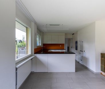 Freistehendes 6.5-Zimmer Einfamilienhaus an ruhiger Lage - Foto 2