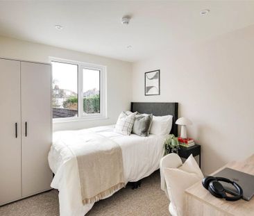 8 bedroom semi-detached house to rent - Photo 4