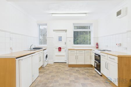 Long Lane, Garston, L19, L4, Chiltern - Photo 4