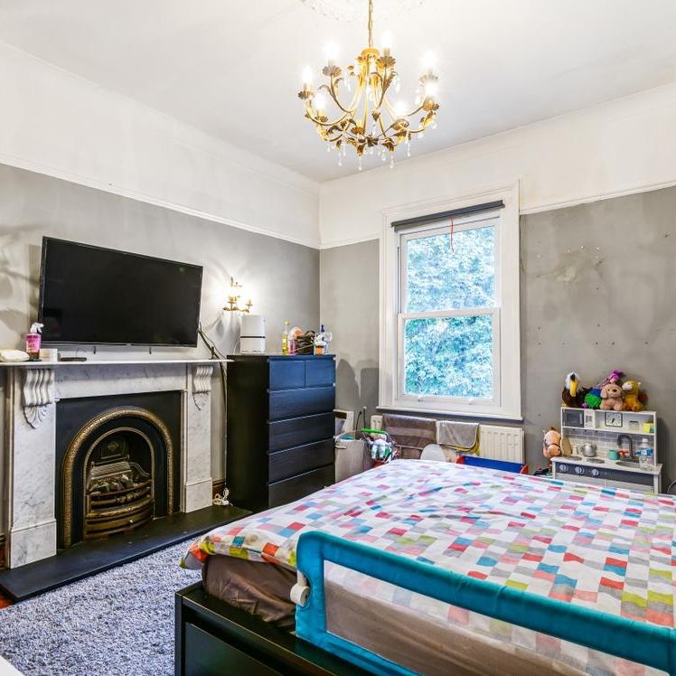 Kingsmead Road, Tulse Hill SW2 - Photo 1