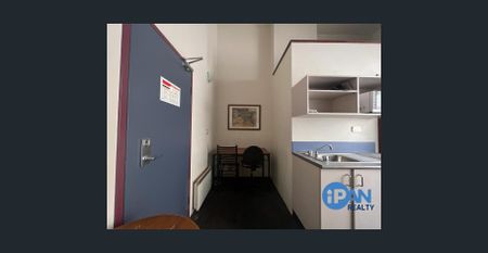 FULLY FURNISHED Studio Student Accommodation - BILLS INCLUDED !! - Photo 2